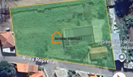 Fabrica de 600mts com terreno de 3300mts com 75 de testada entrada por duas ruas