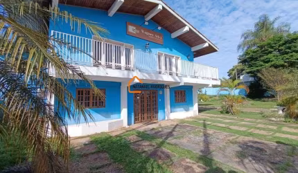 Casa Comercial de esquina em frente o AME de Atibaia