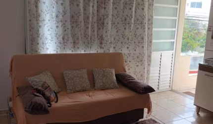 Apartamento de 1 dormitório bem localizado na praia dos ingleses pertinho da Caixa Federal