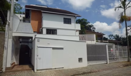 Apartamento com 1 quarto para alugar na Rua Roberto Costa Althoff, 51, Fortaleza, Blumenau, 22 m2 por R$ 1.100