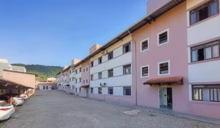 Apartamento com 2 quartos para alugar na Rua Alcida da Silva Telles, 116, Velha Central, Blumenau, 85 m2 por R$ 1.500