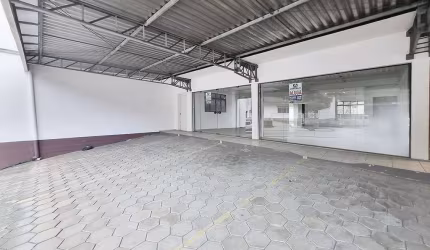 Sala comercial com 1 sala para alugar na Rua Frei Estanislau Schaette, 556, Água Verde, Blumenau, 110 m2 por R$ 5.000