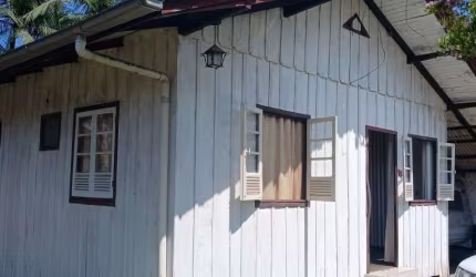 Casa com 3 quartos à venda na Bela Vista, Gaspar , 85 m2 por R$ 240.000