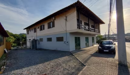 Sala comercial com 1 sala para alugar na Rua General Osório, 3755, Água Verde, Blumenau, 340 m2 por R$ 7.000