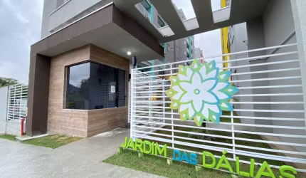 Apartamento com 2 quartos para alugar na Rua Elsbeth Feddersen, 565, Salto do Norte, Blumenau, 50 m2 por R$ 1.500