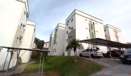 Apartamento com 2 quartos para alugar na Rua Hermann Tribess, 2600, Tribess, Blumenau, 45 m2 por R$ 950