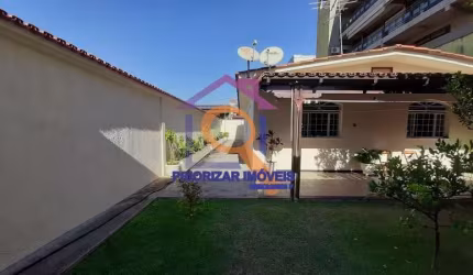 Casa a venda em lote comercial- Eldorado, Contagem