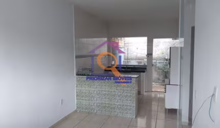 CASA GEMINADA 02 QTS, 02 VAGAS EM MATEUS LEME-MG