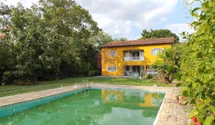 Chácara / sítio com 6 quartos à venda na Avenida Dedo de Deus, Cantagalo, Guapimirim, 320 m2 por R$ 645.000