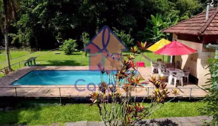 Casa com 5 quartos à venda na Estrada do Espinhaço, Espinhaço, Guapimirim, 400 m2 por R$ 950.000