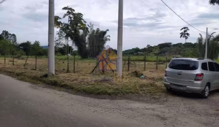 Terreno à venda na Avenida Ideal, Parada Ideal, Guapimirim, 2400 m2 por R$ 150.000
