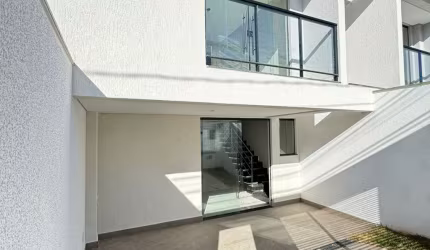 Casa para venda tem 115 metros quadrados com 3 quartos em Santa Amélia - Belo Horizonte - MG