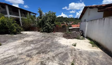 Lote/Terreno para venda tem 400 metros quadrados em Moreira - Santa Luzia - MG