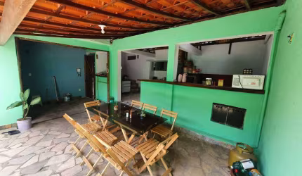 Casa para venda com 200 metros quadrados com 3 quartos em Carajás - Contagem - MG