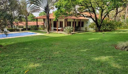 Casa de condomínio para venda com 5000 metros quadrados com 4 quartos