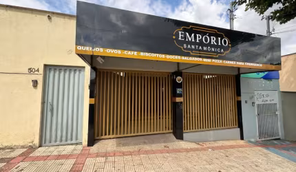 Mega oportunidade de casa com DOIS pontos comerciais no bairro São João Batista