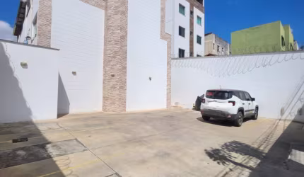 Oportunidade!  Apartamento com área privativa no Bairro Copacabana com excelente acessibilidade, sem degraus de acesso.
