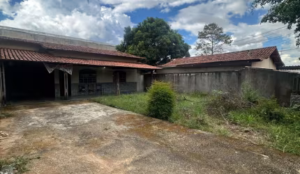 Oportunidade de casa em lote 360m2 no bairro Copacabana