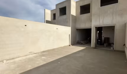 Excelentes Casas com Entrada Independente no Jardim Atlântico
