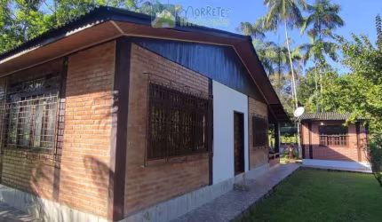 Casa / Chalé / Refugio