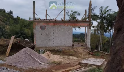 Chácara com chalé em alvenaria em fase de acabamento em Morretes, 924 metros de terreno