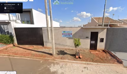 Terreno em Arapongas Loteamento 90% construído com 252m² Murado com portão