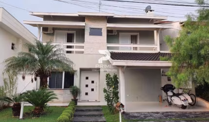 CASA A VENDA NO CONDE VERSAILLES TREMEMBÉ
