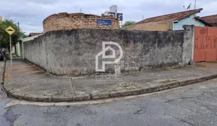 TERRENO DE ESQUINA NA INDEPENDÊNCIA EM TAUBATÉ