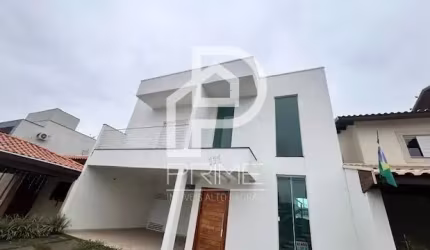 SOBRADO A VENDA NO CONDOMÍNIO OASIS COM 03 SUÍTES E PISCINA
