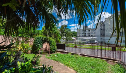 PRECIOSIDADE !! CASA TERREA COM AMPLO QUINTAL (793 M2 ZR2)