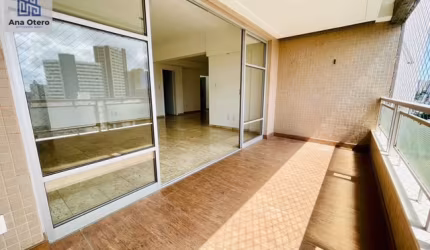 Amplo 04 quartos, sendo 03 suítes com 200m2 a Venda no Itaigara