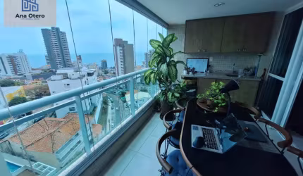 VENDO AMPLO QUARTO E SALA NA BARRA, 50m2, VISTA MAR, FINAMENTE DECORADO!