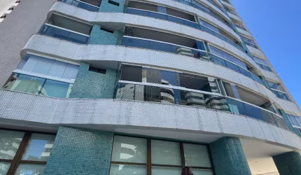 3 QUARTOS C/ 2 SUÍTES NO EDF BRISAS DO PARQUE