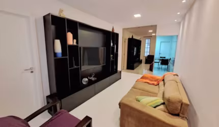 Linda casa em vila