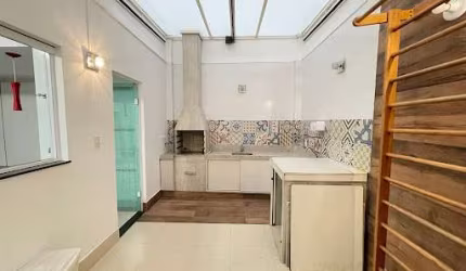 Excelente apartamento Com area e churrasqueira e elevador