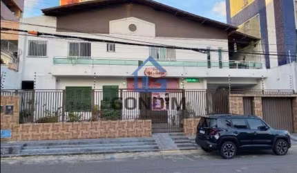 Casa com 7 quartos à venda na Rua Graciliano Ramos, 351, Fátima, Fortaleza por R$ 1.590.000