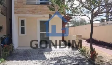 Casa em condomínio fechado com 3 quartos à venda na Rua Lourdes Vidal Alves, 999, Lagoa Redonda, Fortaleza por R$ 370.000