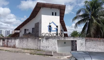 Casa com 4 quartos à venda na Rua Glaura Arruda Alcântara, 1, de Lourdes, Fortaleza por R$ 3.000.000