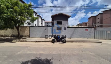Apartamento com 2 quartos à venda na Rua VI, 6, Itaperi, Fortaleza por R$ 155.000