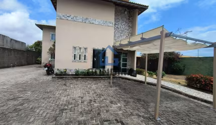 Casa em condomínio fechado com 5 quartos à venda na Das Pitombeiras, 101, Edson Queiroz, Fortaleza por R$ 780.000