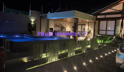 Vendo casa duplex próximo ao Shopping no Portinho em Cabo Frio R$3.000,000