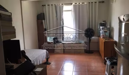 Kitnet / Stúdio à venda no Jardim Marister, Jacareí  por R$ 150.000