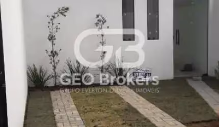 Casa com 2 quartos à venda na Cidade Salvador, Jacareí  por R$ 285.000