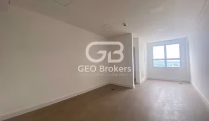 Sala comercial à venda no Centro, Jacareí  por R$ 245.000