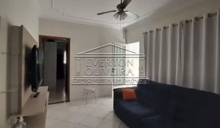 Casa com 2 quartos à venda no Jardim Flórida, Jacareí  por R$ 280.000