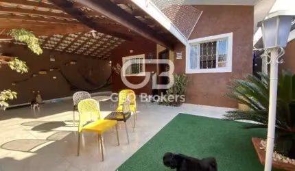 Casa com 3 quartos à venda no Loteamento Villa Branca, Jacareí  por R$ 980.000