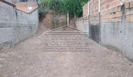 Terreno à venda na Vila Nova Aliança, Jacareí  por R$ 135.000