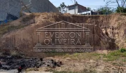 Terreno à venda no Jardim do Marquês, Jacareí  por R$ 138.000
