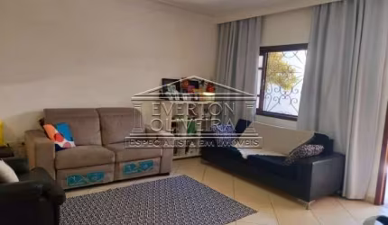 Casa com 2 quartos à venda no Jardim Califórnia, Jacareí  por R$ 531.000