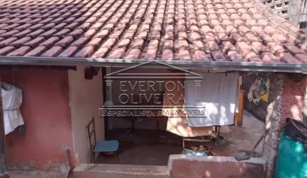 Casa com 2 quartos à venda na Vila Aprazível, Jacareí  por R$ 415.000